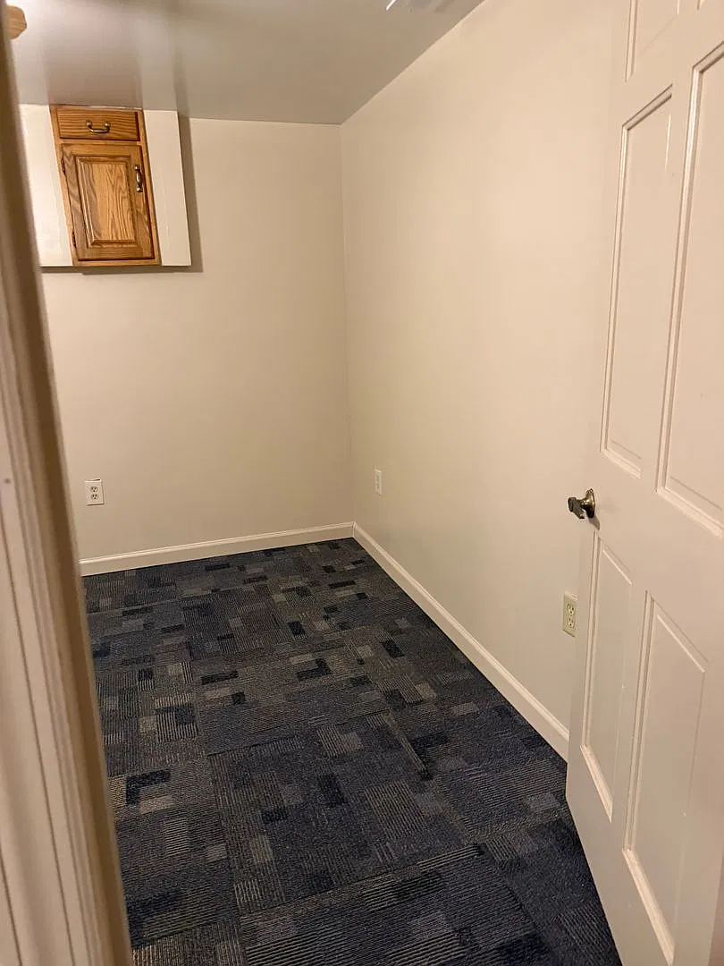 264 Plymouth St — Photo 3