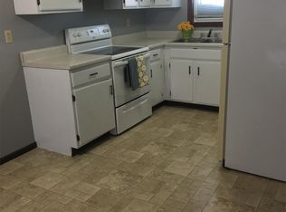 1702 9th St N APT 104, Wahpeton, ND 58075