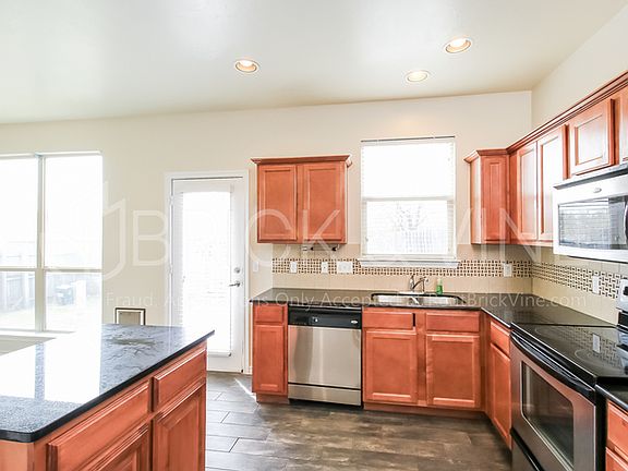 2nd image of 12025 Garden Dr