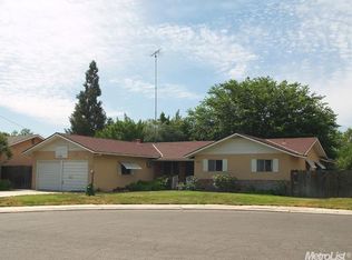 1508 Crestview Dr, Modesto, CA 95355