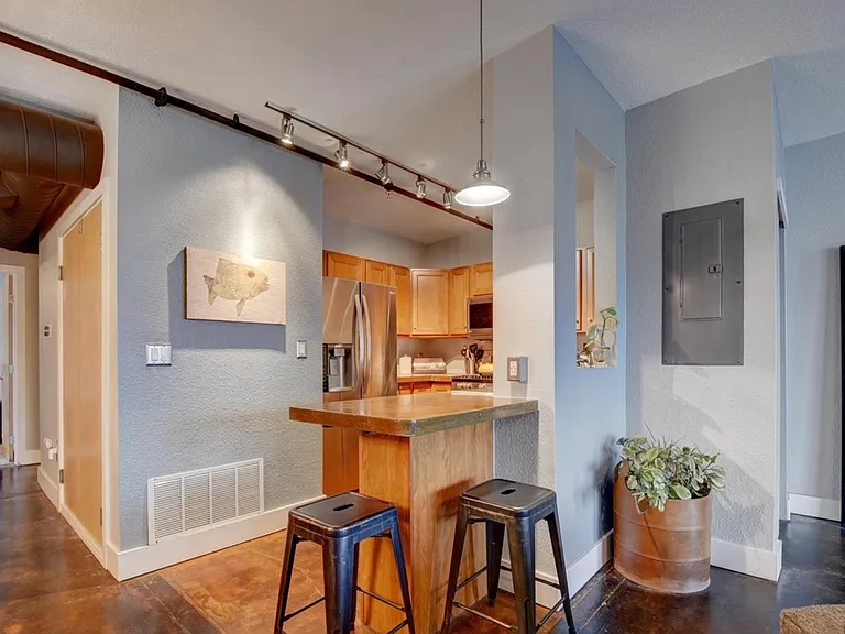 1421 Oneida St #14 — Photo 4