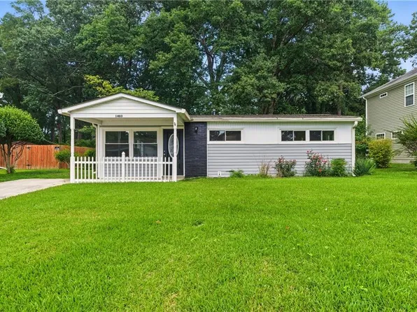 1403 Cromwell Ave, Chesapeake, VA 23325