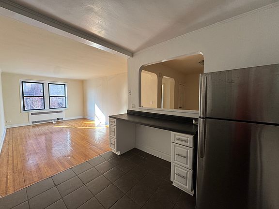 2nd image of 4915 Skillman Ave APT 2L