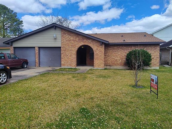 3rd image of 11619 Iriswood Dr