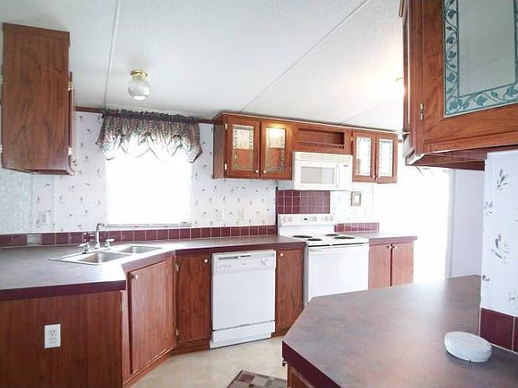 Modern Open Kitchen