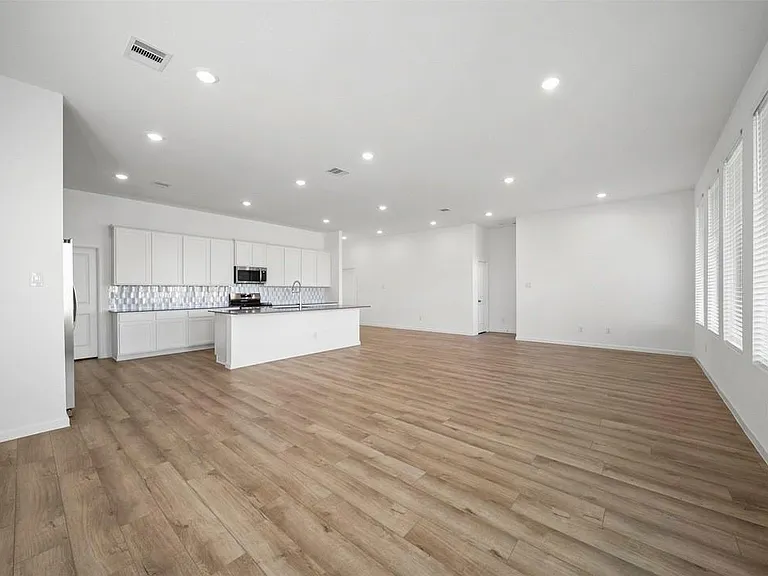 2515 Olivine Stone Dr — Photo 9