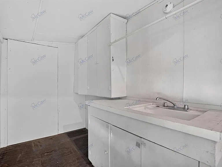 303 S Elm St — Photo 18