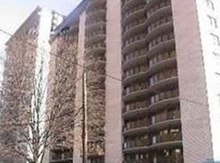 150 Overlook Ave APT 8F, Hackensack, NJ 07601