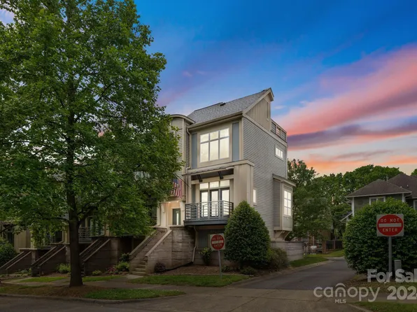 931 Garden District Dr, Charlotte, NC 28202