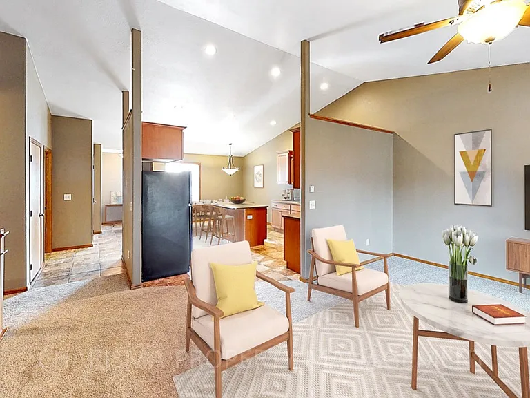 Horizon Properties — Photo 49