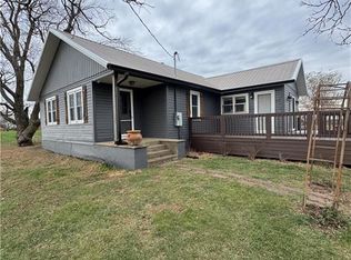 1883 Maple Rd, Fort Scott, KS 66701