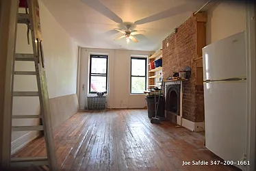 Rented by Safdie Realty Group