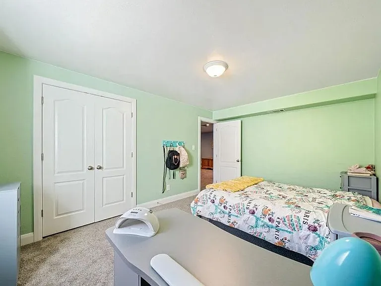 810 E Homestead Blvd — Photo 21