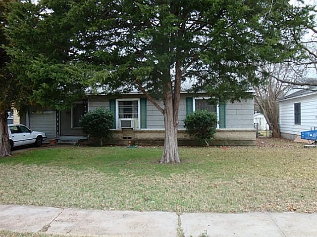 1st image of 10443 Benbrook Dr