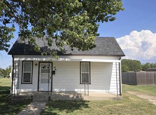 307 Madison St, Ellis, KS 67637
