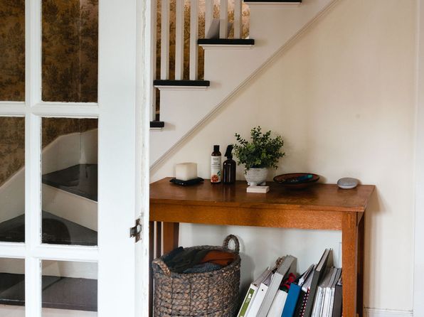 (undisclosed Address)