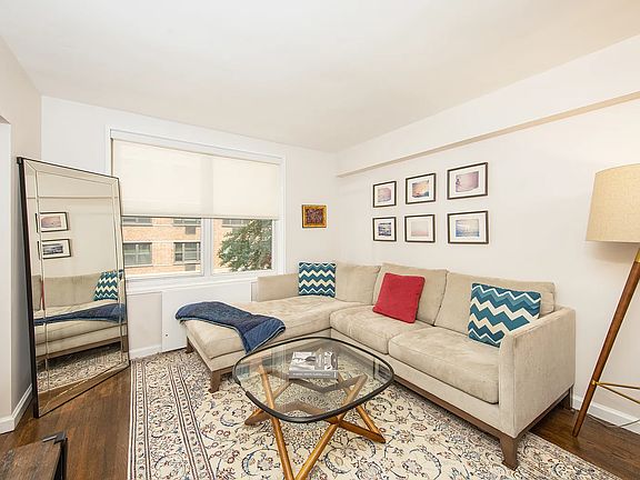 2nd image of 60 9th St #329