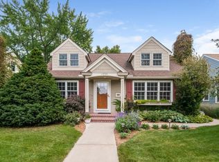 4256 Beard Ave N, Robbinsdale, MN 55422