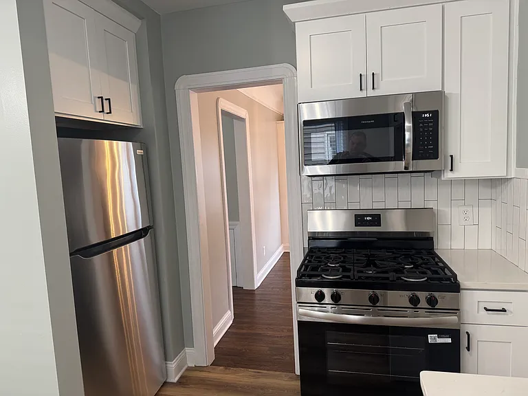 2258 Northland Ave #UP — Photo 4