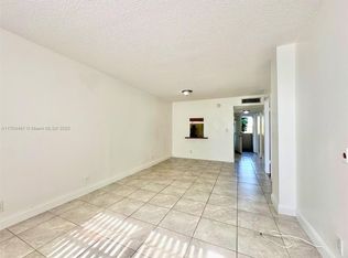 2903 NE 163rd St APT 203, North Miami Beach, FL 33160