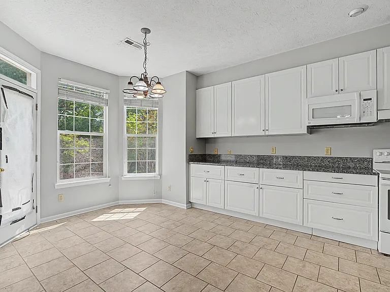 11025 Crystal Falls Ln — Photo 9