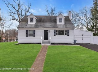 608 Dow Ave, Oakhurst, NJ 07755