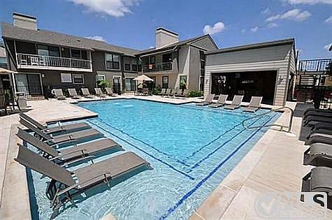 1st image of 5909 Birchbrook Dr #221