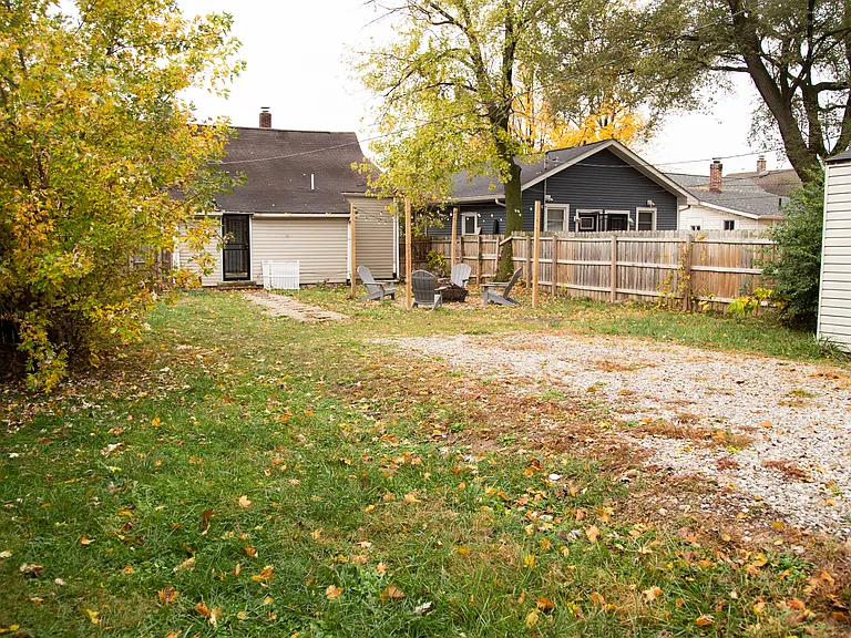 1506 E Raymond St — Photo 12
