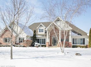 43 Katrina Ln, Dundee, IL 60118