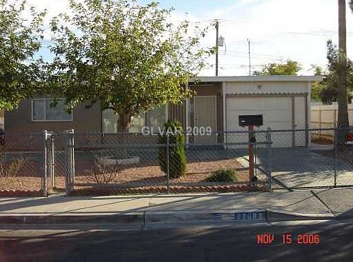 1st image of 2208 Hoyt Ave