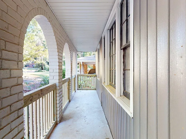Turner Heights Dr — Photo 8