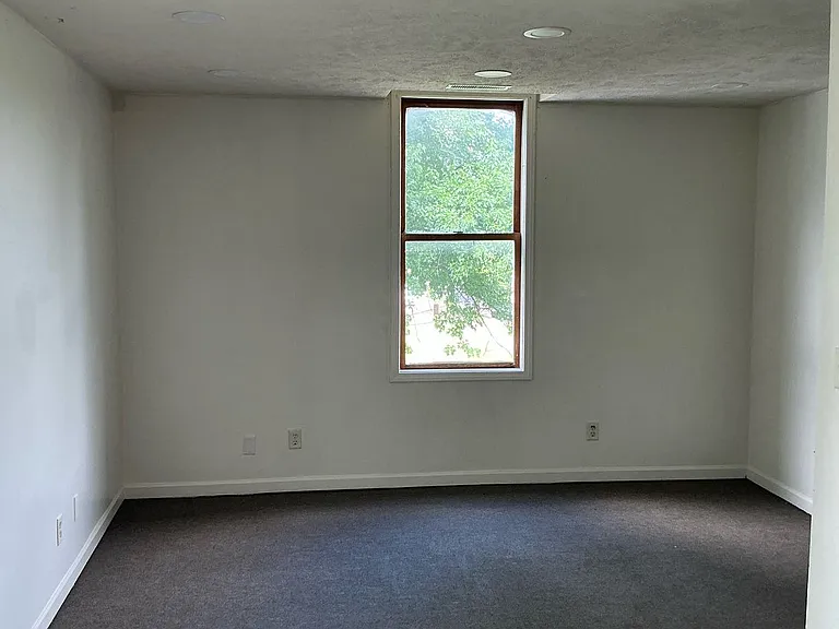1024 N Ellis St #2 — Photo 8