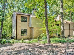 2936 Tree Swallow Rd, Roanoke, VA 24018