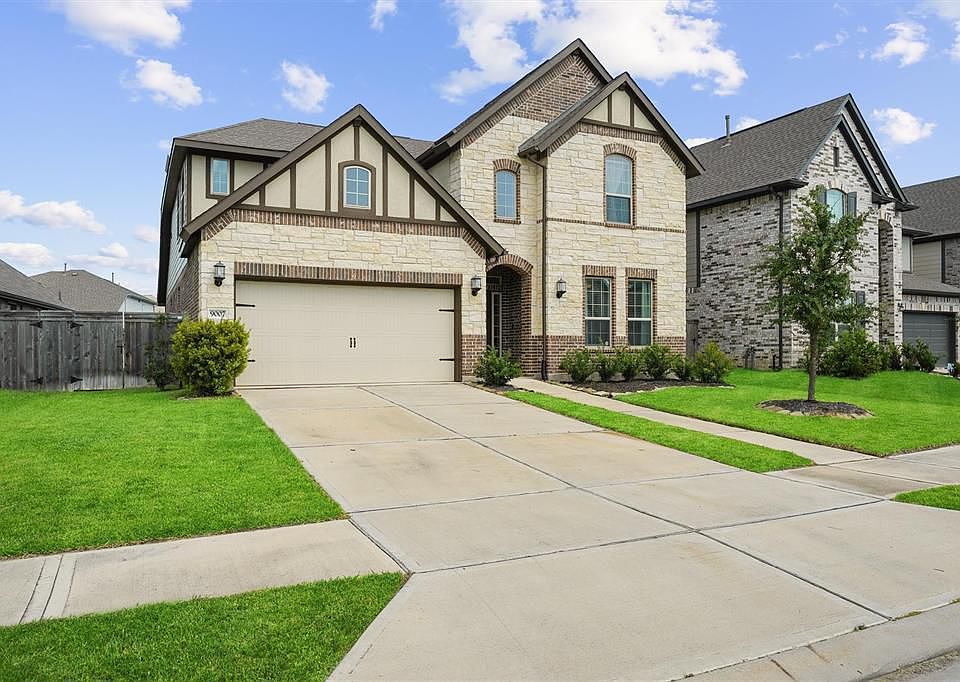1st image of 9007 Stanley Oak Dr