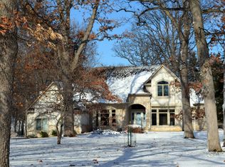 28W644 Mack Rd, West Chicago, IL 60185