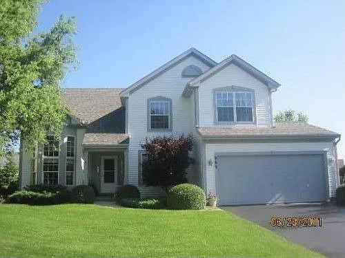 869 Mockingbird Dr photo 1