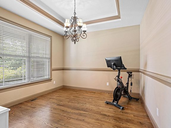 5th image of 207 Beechwood Dr