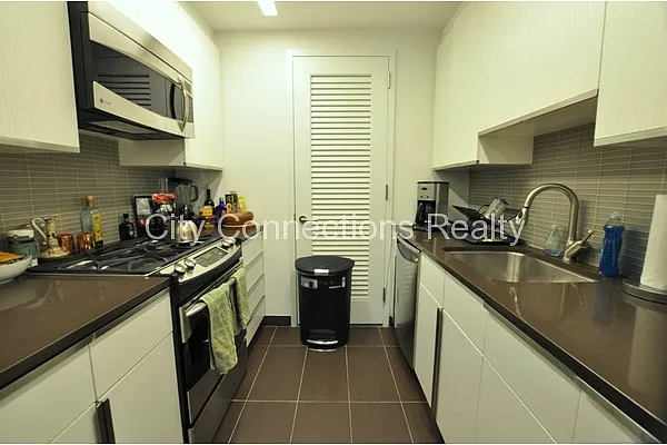 Rented by City Connections Realty | media 21