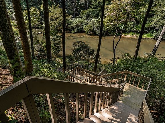 4th image of 263 Indian Cave Rd