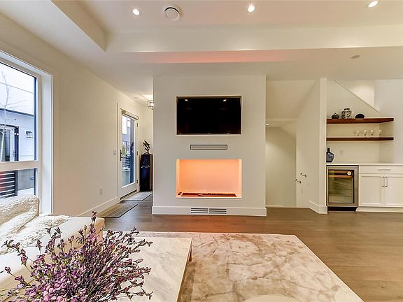 3rd image of 1308 Richter St #102