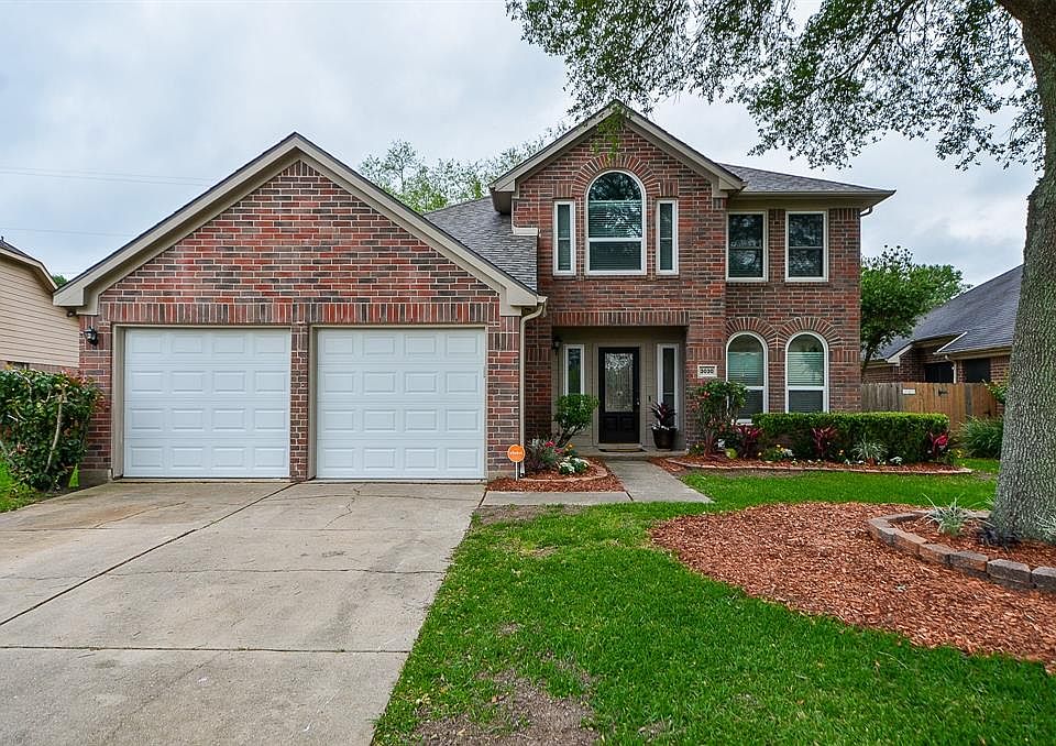 1st image of 3030 Russett Pl W