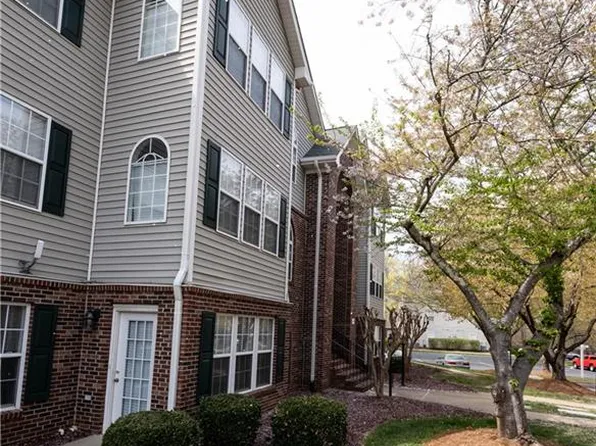 514 Timberline Ridge Ln, Winston Salem, NC 27106