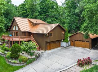2115 Beaver Valley Rd, Beavercreek, OH 45434