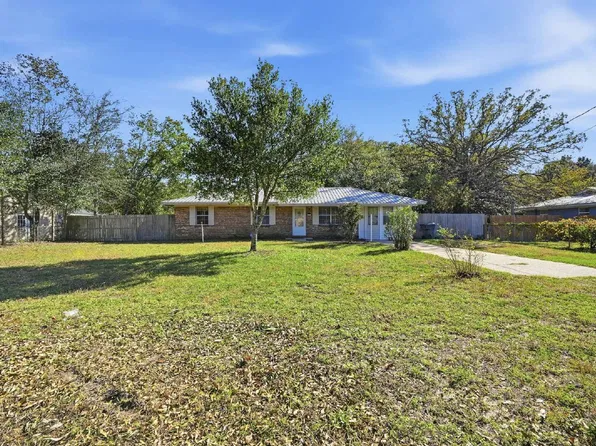 132 Sidney Ave, Defuniak Springs, FL 32433