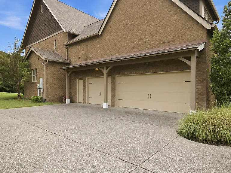 3452 Stagecoach Dr — Photo 5