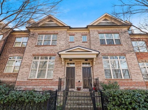 1221 Lavista Rd NE