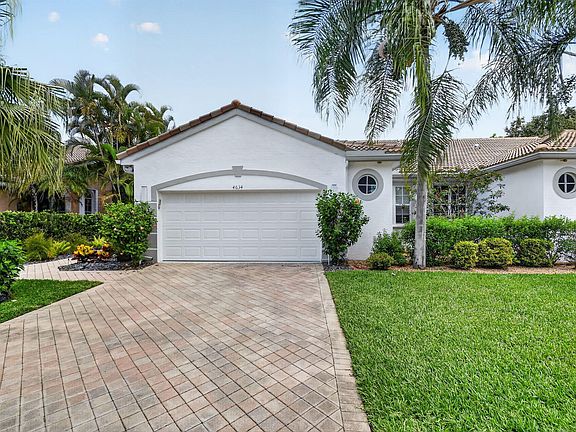 4th image of 4634 Carlton Golf Drive