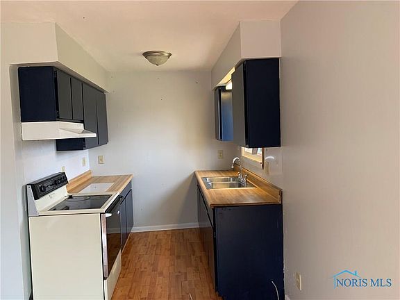 2nd image of 1129 Ayersville Ave