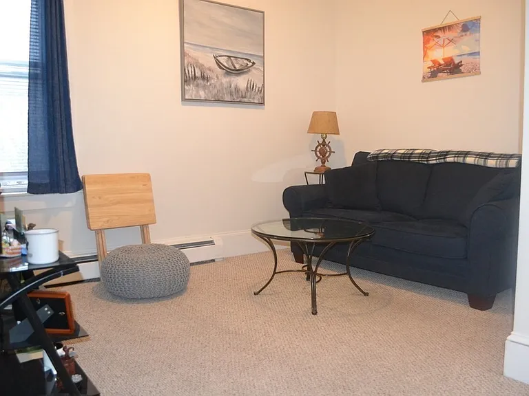 93 Sherman Ave #5 — Photo 4