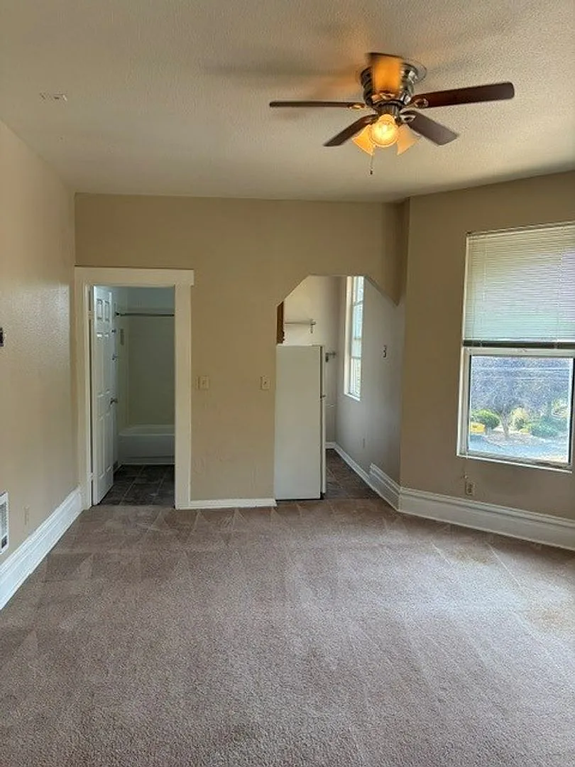 Camdon - STUDIO'S - Central District - Vintage Charm — Photo 1